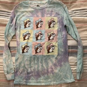 Buc-ees Purple Blue Tie Dye Pop Art Logo Long Sleeve Crew Neck Shirt Small